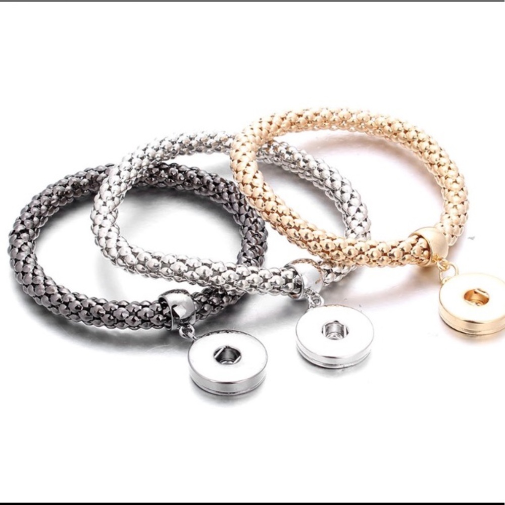 Snap button bracelet - Picture 2 of 2
